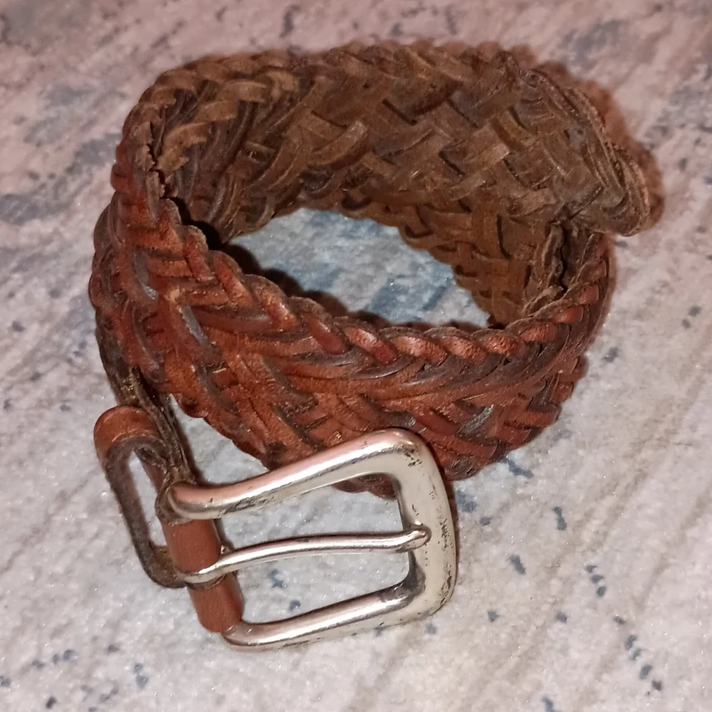 Fossil Vintage Brown leather woven women's belt Size Small